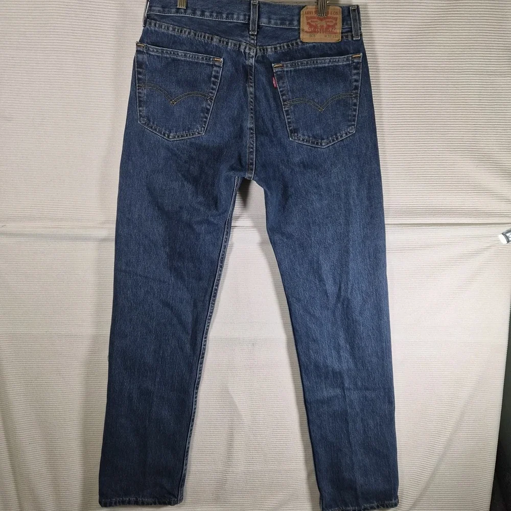 Levi's 505 Men's 32x32 Blue Jeans Regular Fit Straight Leg Medium Wash